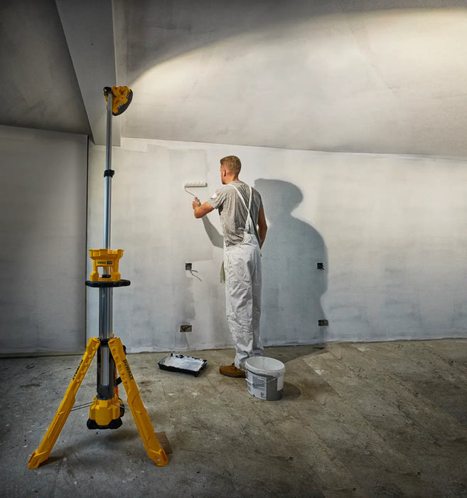 DCL079-XJ 18V XR® LED Tripod Light (Tool Only)