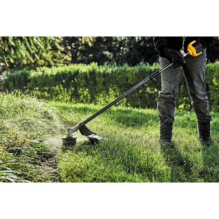 DCM5713X1 54 Volt XR Flexvolt Split Shaft String Trimmer, 1 x 9.0Ah Batteries